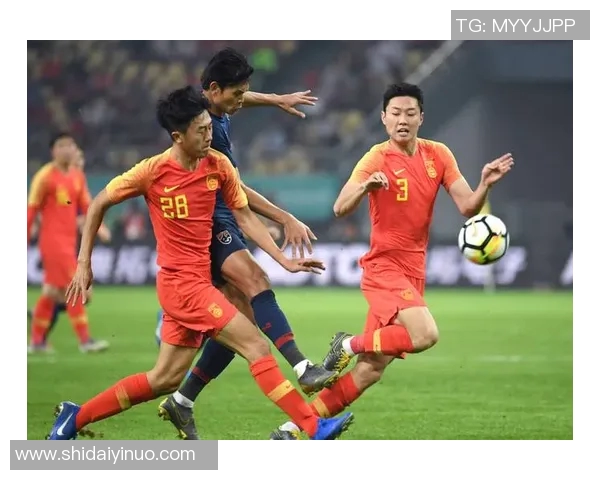 国安与巴萨激战正酣中西足球碰撞引发的精彩对决与思考